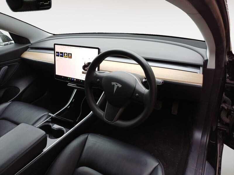 Used Tesla Model 3 2020 for sale - 76175071: Photo 5