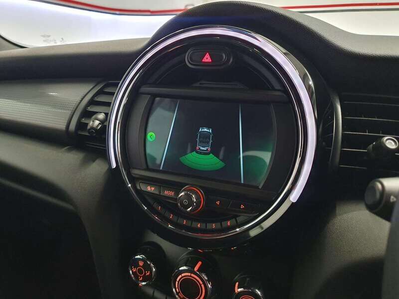 Used MINI Convertible 2019 for sale - 77045286: Photo 13