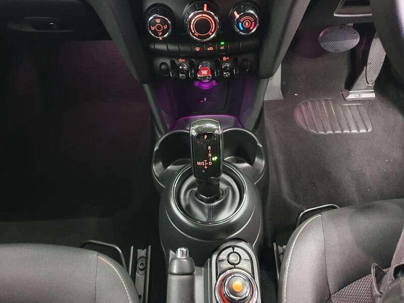 Used MINI Convertible 2019 for sale - 77045286: Photo 15