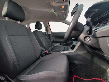 Used Volkswagen Polo 2019 for sale - 76457426: Photo