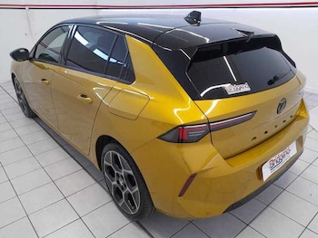 Used Vauxhall Astra 2023 for sale - 77045047: Photo