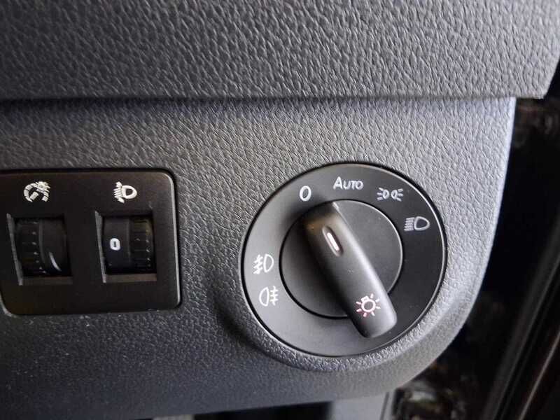 Used Volkswagen Caddy Maxi Life 2017 for sale - 77044979: Photo 21