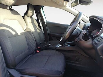 Used Renault Clio 2020 for sale - 77813970: Photo