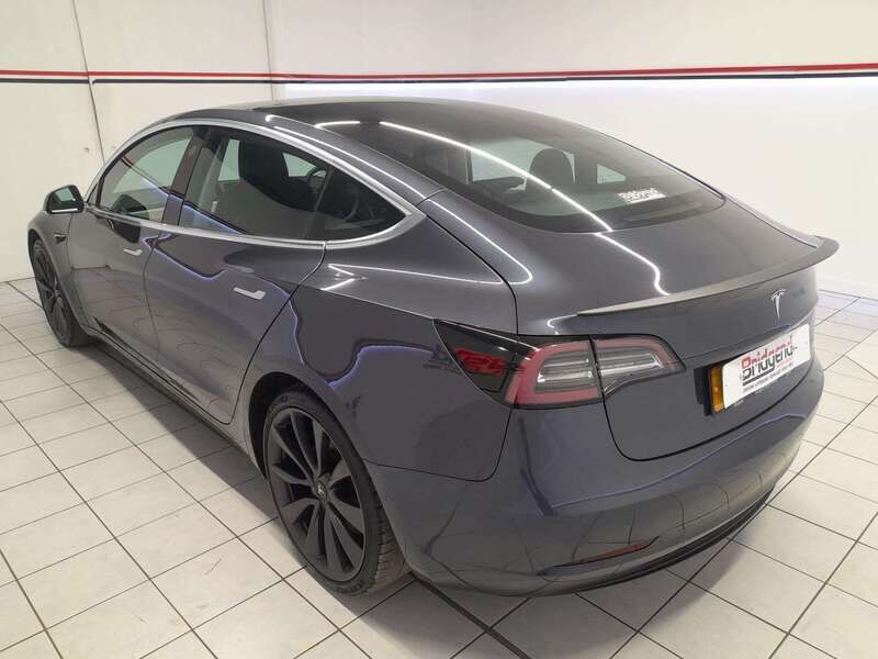 Used Tesla Model 3 2019 for sale - 77813971: Photo 4