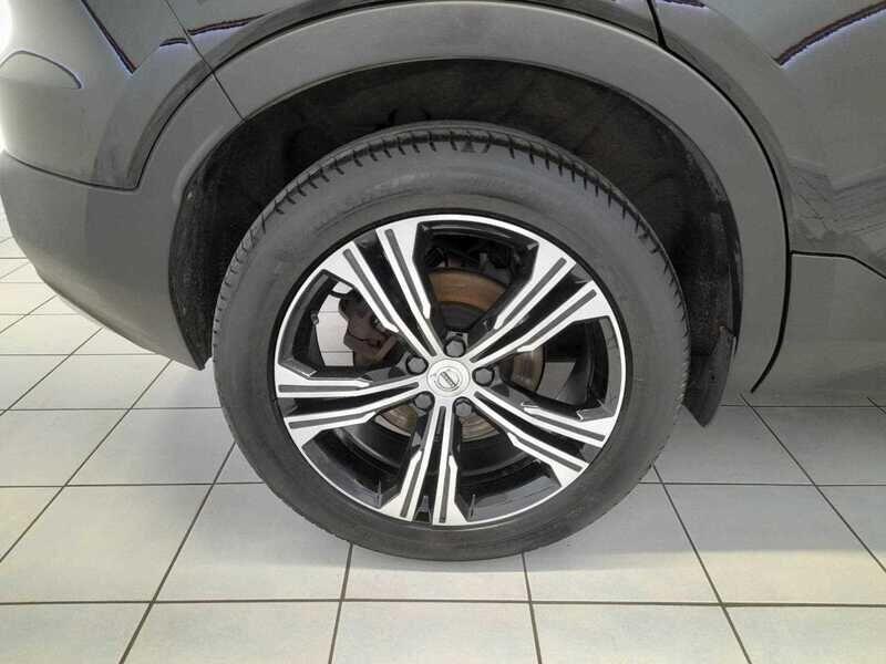 Used Volvo XC40 for sale - 76473366: Photo 8