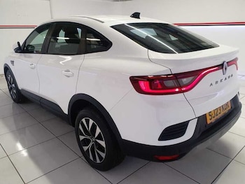 Used Renault Arkana 2023 for sale - 79309867: Photo