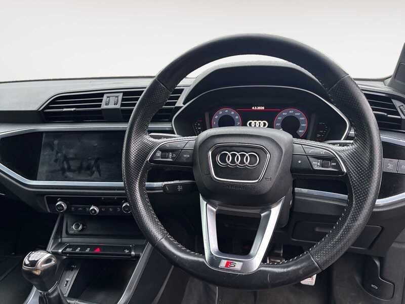Used Audi Q3 2020 for sale - 77813859: Photo 4