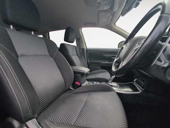 Used Mitsubishi Outlander 2020 for sale - 75199120: Photo