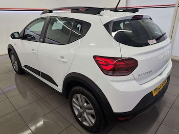 Used Dacia Sandero Stepway 2023 for sale - 79309469: Photo