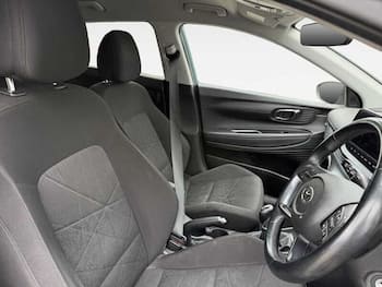 Used Hyundai BAYON 2023 for sale - 79628281: Photo