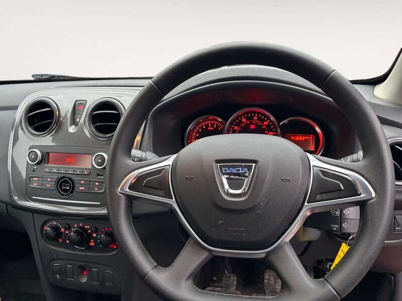 Used Dacia Sandero Stepway 2019 for sale - 77392695: Photo 3