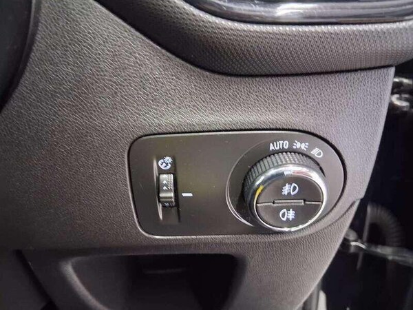 Used Vauxhall Crossland 2022 for sale - 76137554: Photo 23