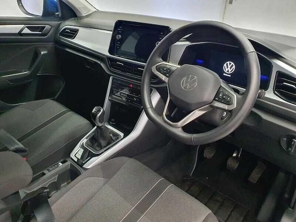 Used Volkswagen T-Roc 2024 for sale - 76137348: Photo 13