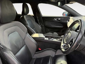 Used Volvo V60 2020 for sale - 79491081: Photo