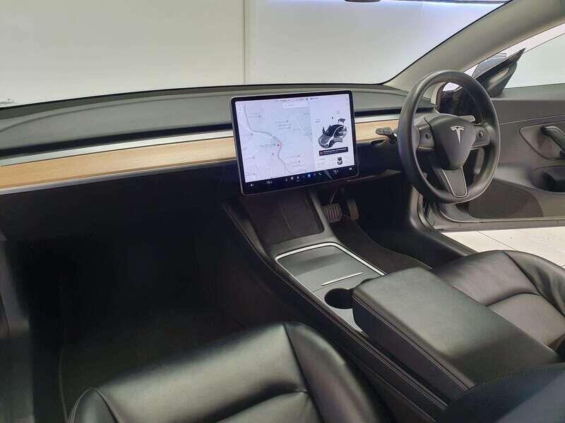 Used Tesla Model 3 2020 for sale - 76137036: Photo 22