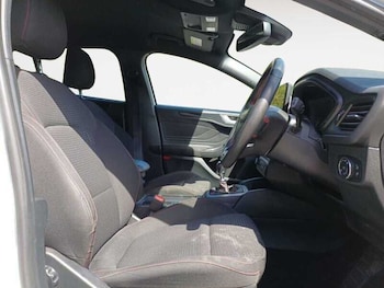 Used Ford Focus 2023 for sale - 78555237: Photo