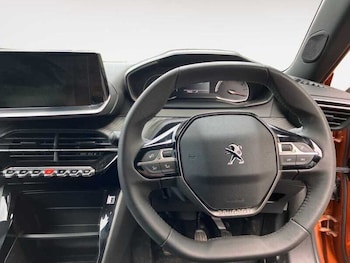Used Peugeot 2008 2023 for sale - 78669401: Photo