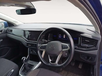 Used Volkswagen Polo 2023 for sale - 78692858: Photo