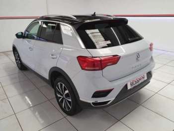 Used Volkswagen T-Roc 2019 for sale - 74921533: Photo