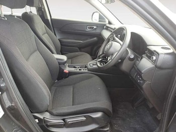 Used Honda HR-V 2022 for sale - 76136573: Photo 2