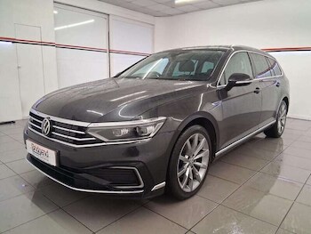 Used Volkswagen Passat undefined for sale - 77814105: Photo