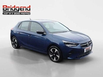 2021 (21) - 50kWh SE Nav Premium Hatchback 5dr Electric Auto (7.4Kw Charger) (136 ps)