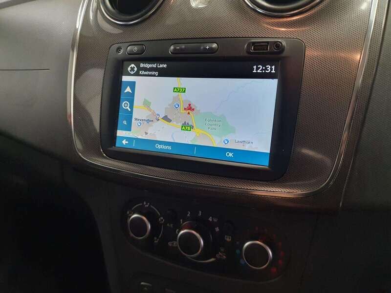 Used Dacia Sandero Stepway 2019 for sale - 77045221: Photo 16