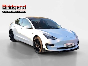 Tesla - Model 3