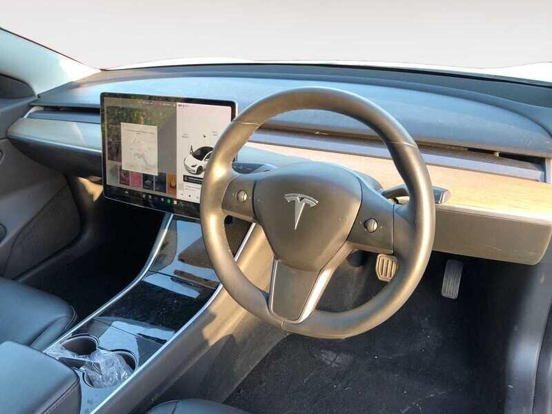 Used Tesla Model 3 2019 for sale - 76136084: Photo 5