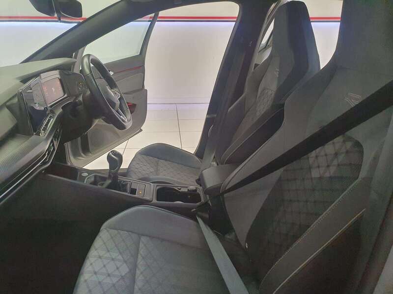 Used Volkswagen Golf 2021 for sale - 77813932: Photo 20