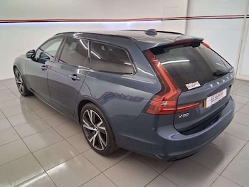 Used Volvo V90 2022 for sale - 79070584: Photo