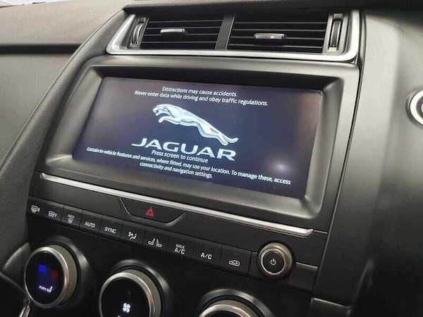 Used Jaguar E-Pace 2018 for sale - 76294687: Photo 15