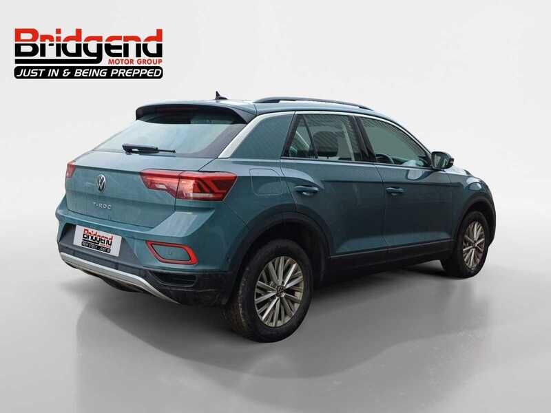 Used Volkswagen T-Roc 2023 for sale - 77404743: Photo 3