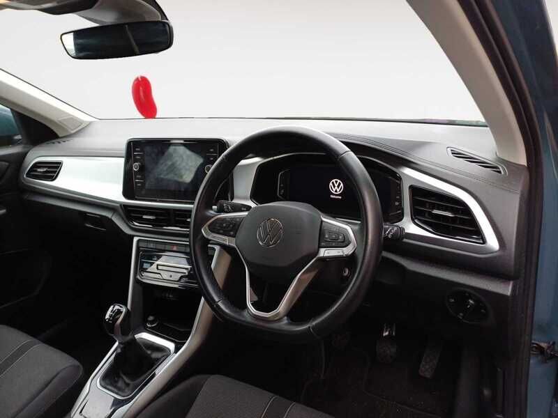 Used Volkswagen T-Roc 2023 for sale - 77404743: Photo 5