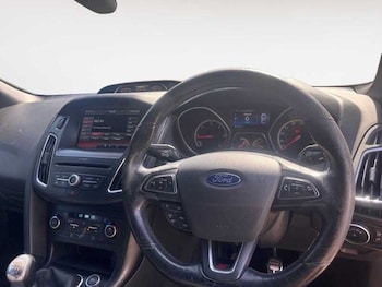 Used Ford Focus 2016 for sale - 79491083: Photo