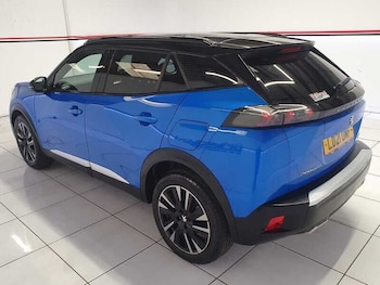 Used Peugeot 2008 2021 for sale - 79309945: Photo