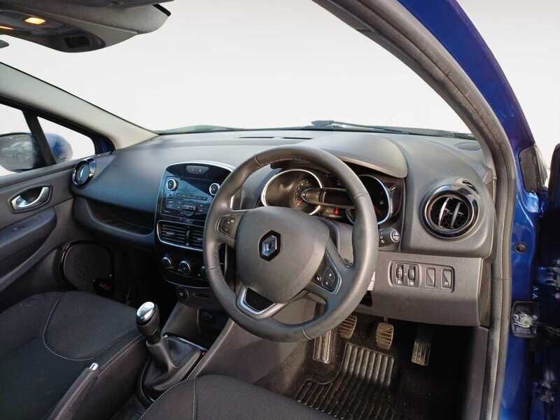 Used Renault Clio for sale - 77182264: Photo 3