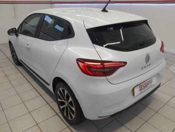 Used Renault Clio 2021 for sale - 74921466: Photo