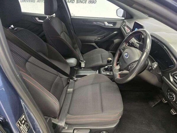 Used Ford Focus 2019 for sale - 76137934: Photo 12