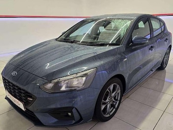 Used Ford Focus 2019 for sale - 76137934: Photo 3