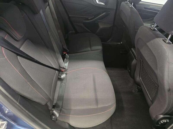 Used Ford Focus 2019 for sale - 76137934: Photo 9