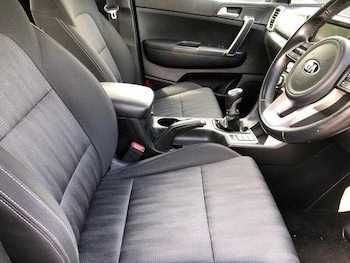 Used Kia Sportage 2019 for sale - 76138621: Photo
