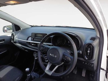Used Kia Picanto 2023 for sale - 78477712: Photo