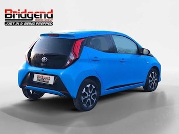 Used Toyota AYGO 2019 for sale - 76377799: Photo