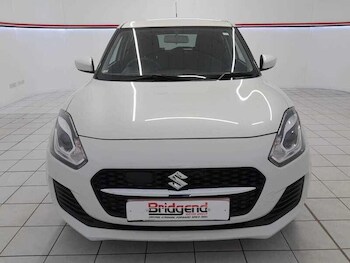 Used Suzuki Swift 2024 for sale - 76473376: Photo