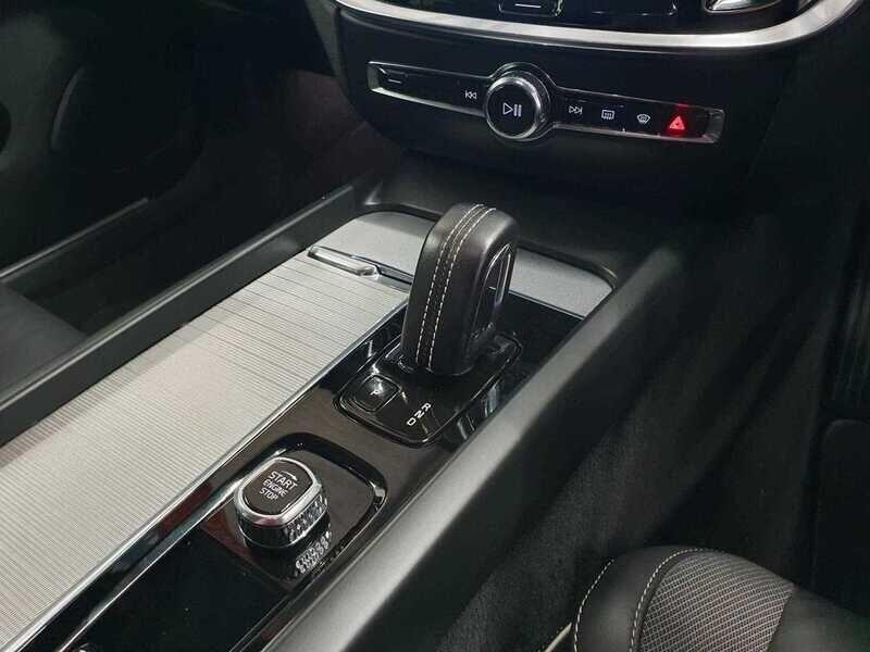 Used Volvo V60 2021 for sale - 76138437: Photo 18