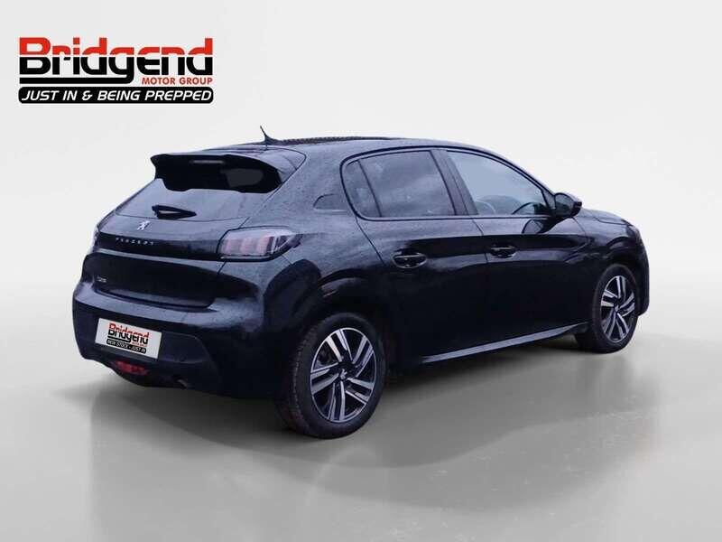 Used Peugeot 208 2023 for sale - 76886573: Photo 3