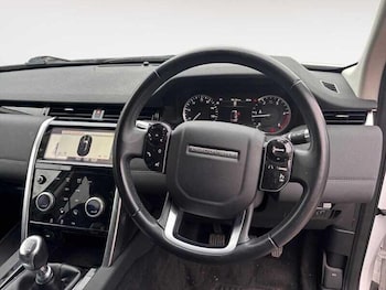 Used Land Rover Discovery Sport 2021 for sale - 76295819: Photo 4