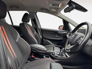 Used BMW 2 Series 2019 for sale - 76378010: Photo
