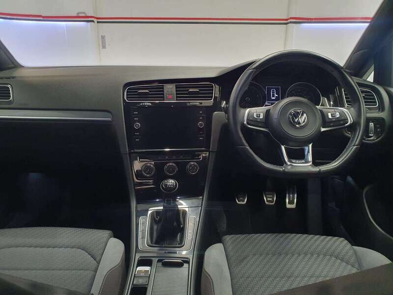 Used Volkswagen Golf 2019 for sale - 77045035: Photo 12